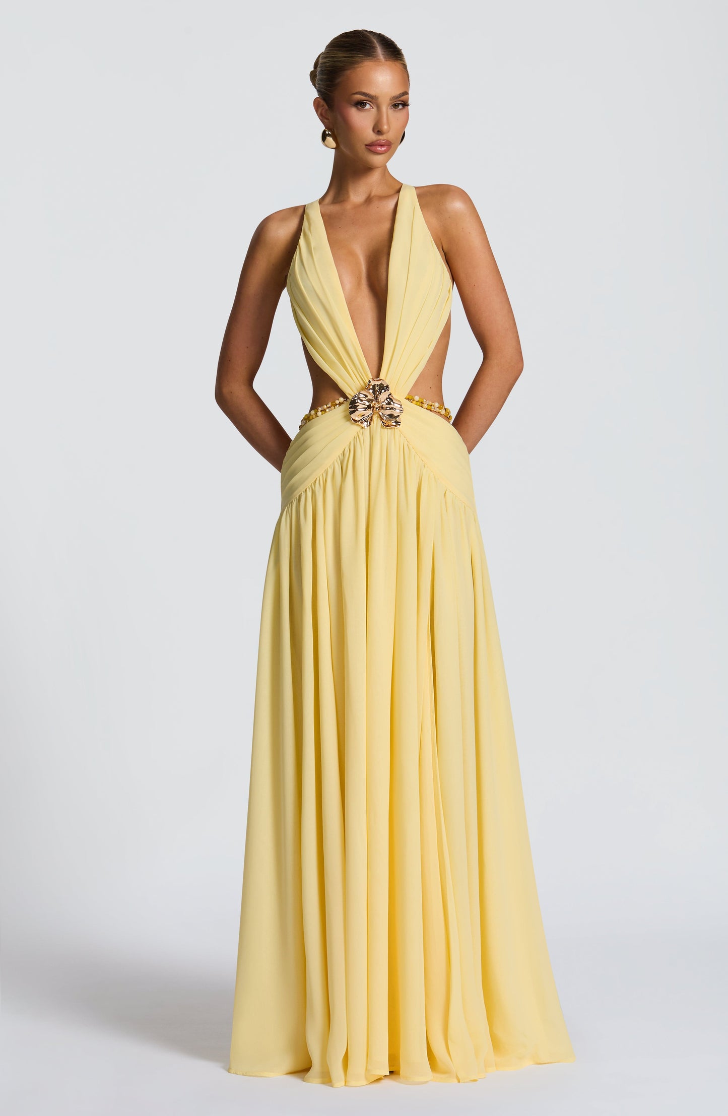 Mireya Women's Maxi Dress – Deep Plunging Neckline for Elegant Evenings 8