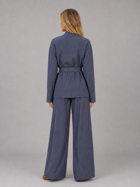 Pinstripe Women's Suit Set – Chic Style for Every Occasion 1