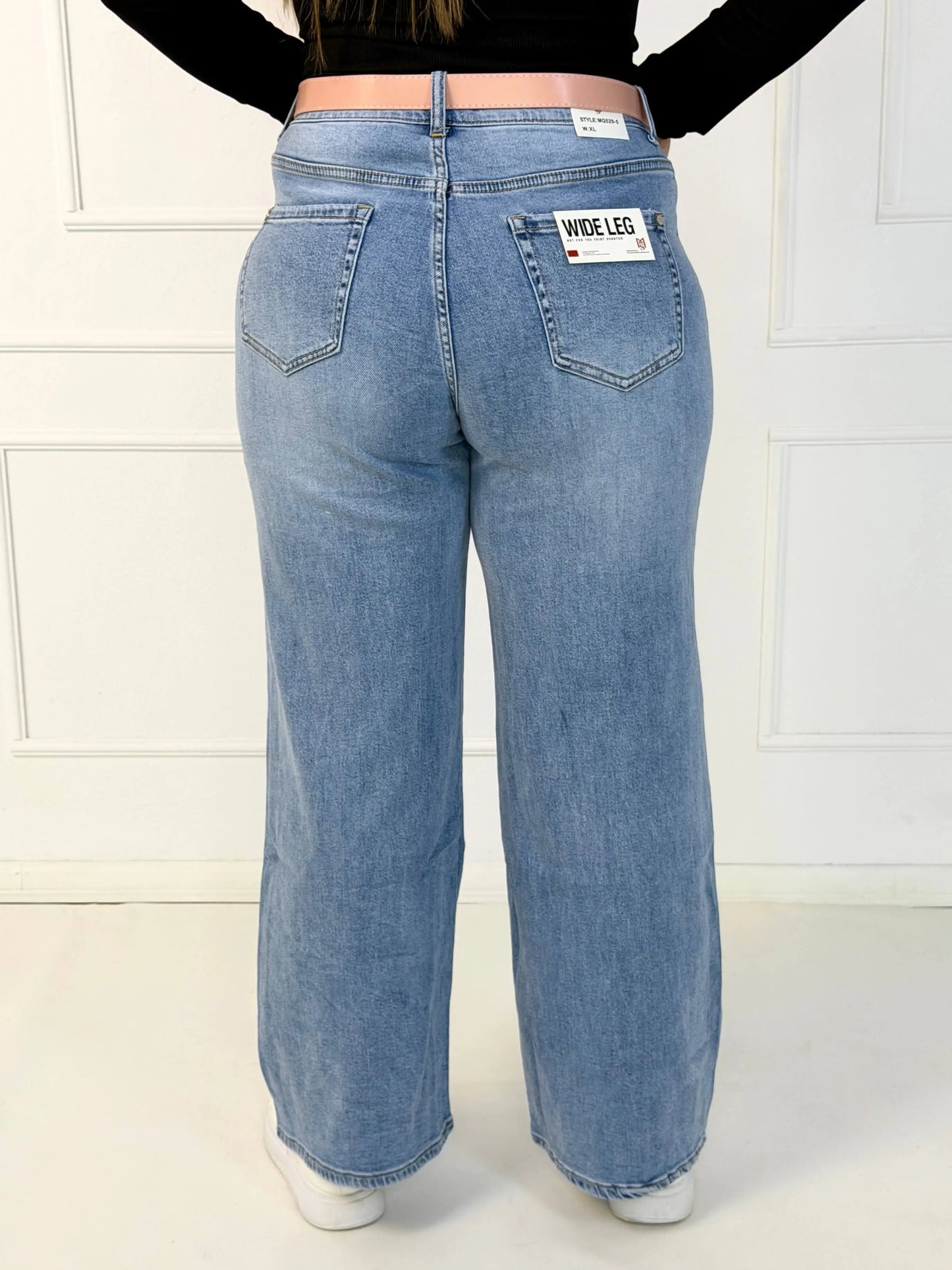Zesty Women's Wide Leg Jeans – Flattering Fit for Effortless Style 4