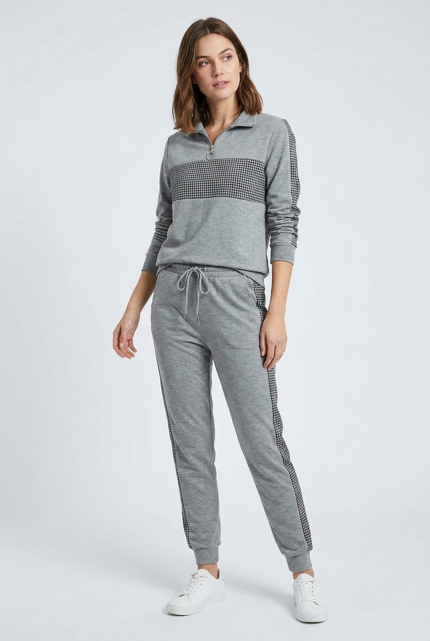 Tracksuit Women - Checkered Jogger Set with Drawstring Waist