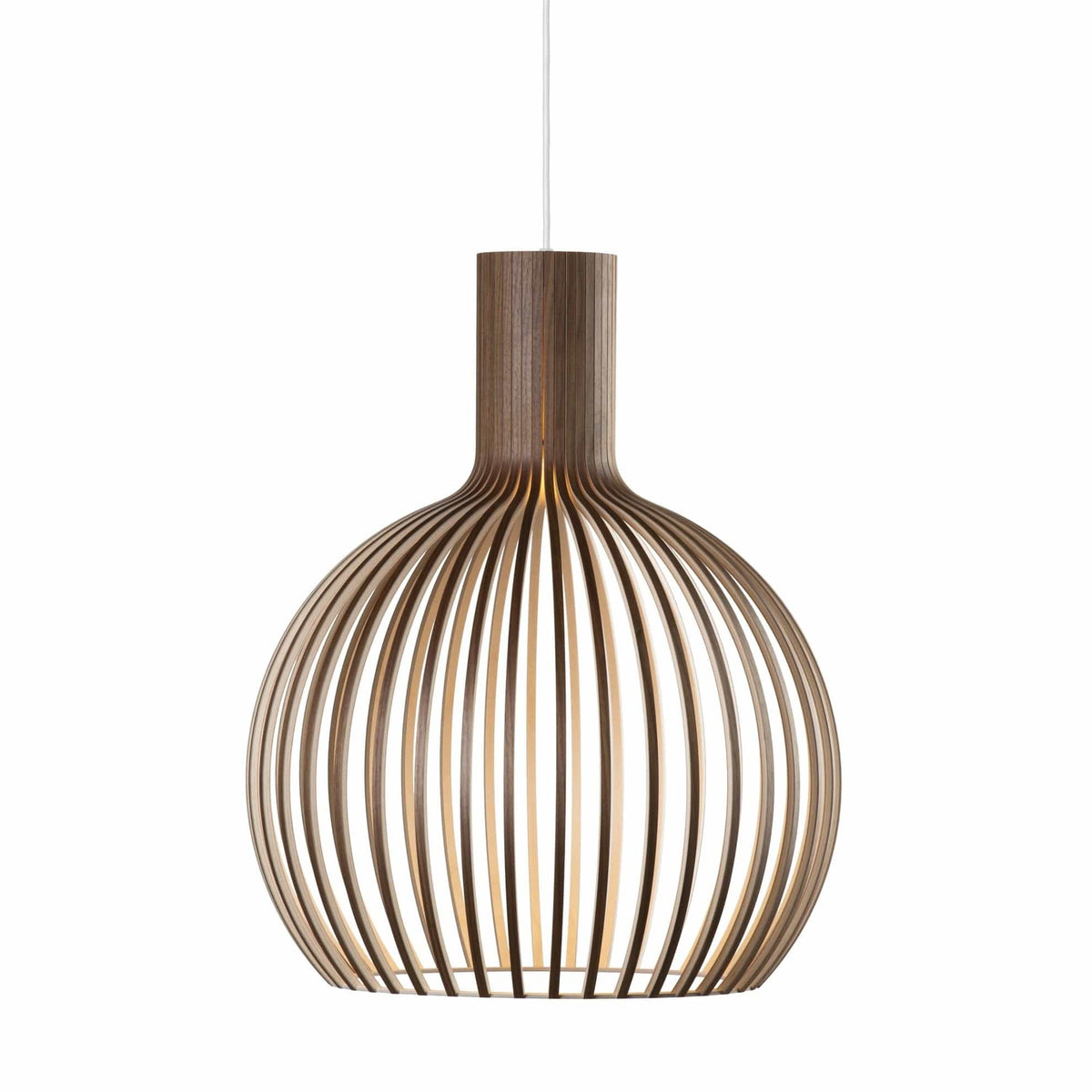 Pendant Light – wooden shade, adjustable height, vintage style