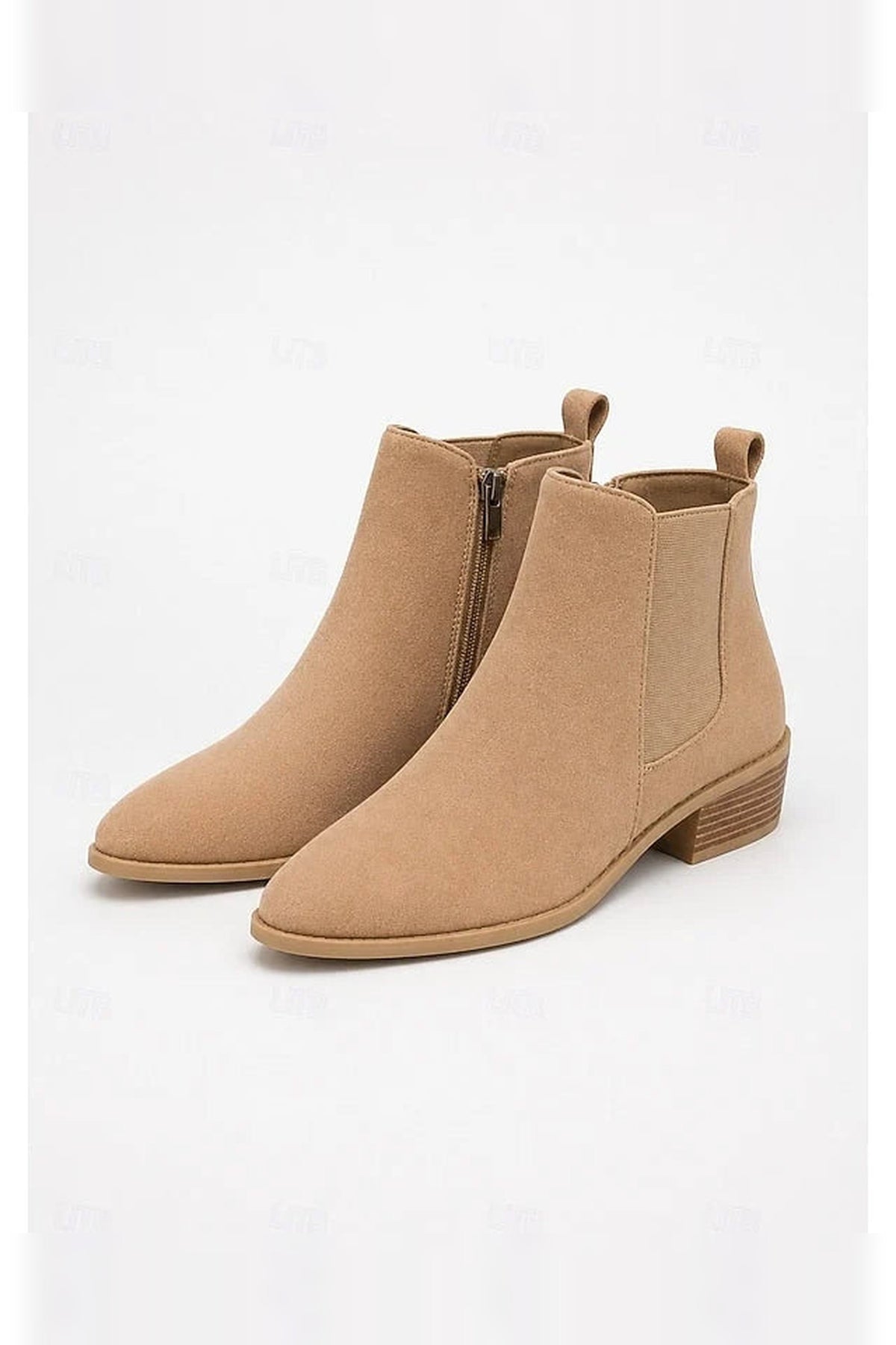 Boots Women - Chelsea Ankle Boots with Pointed Toe and Zip