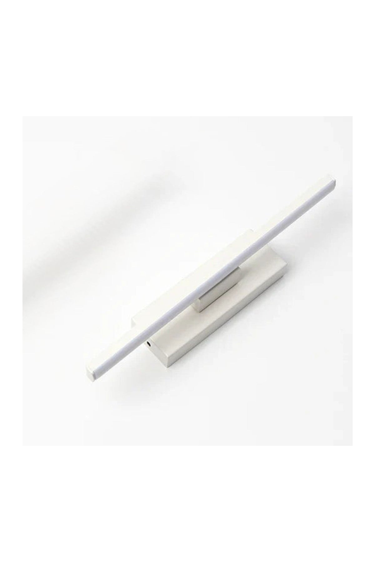Adjustable Wall Light – 330° swivel head, three colour temperatures