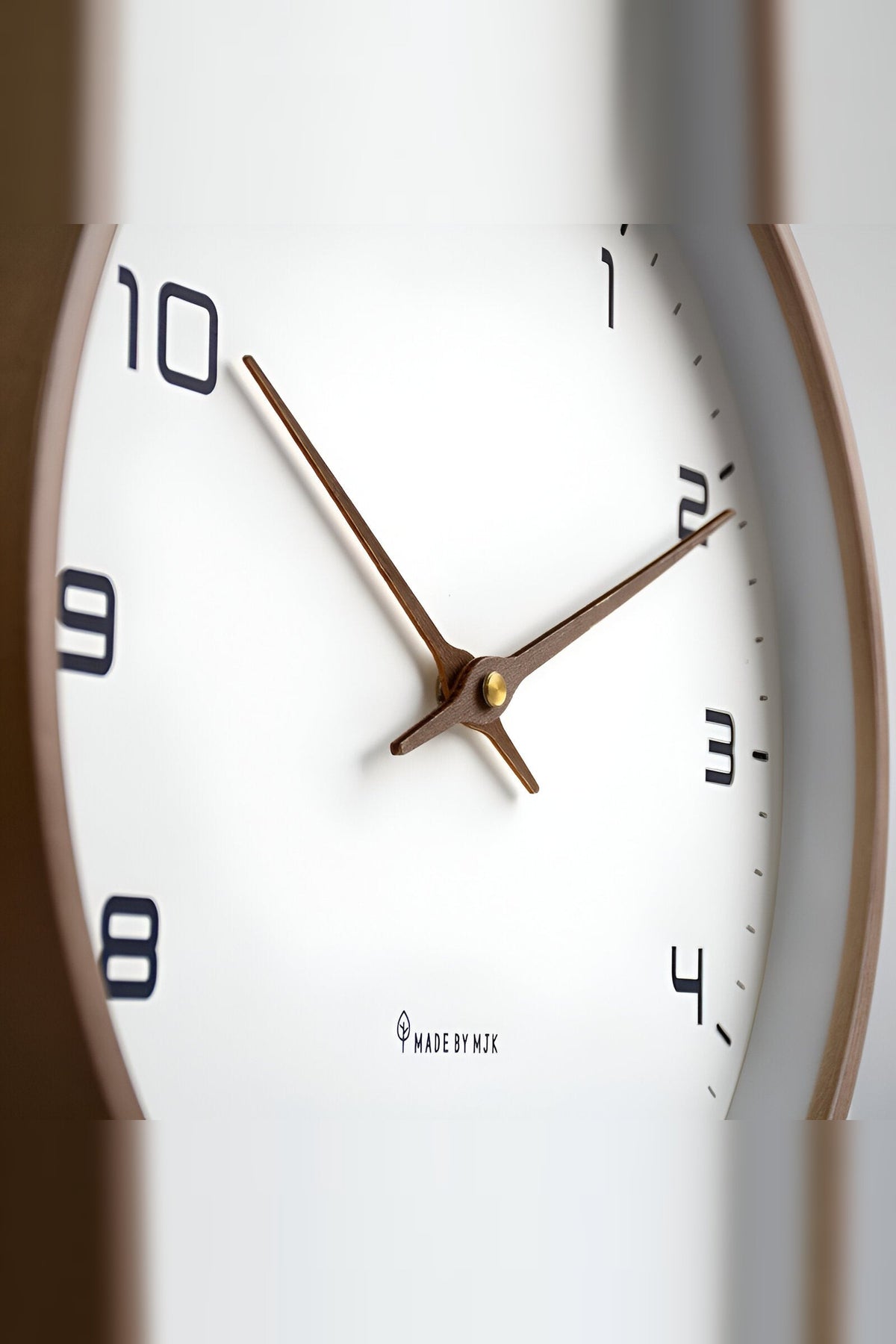 Wooden Frame Wall Clock with Silent Movement – No Ticking at Night