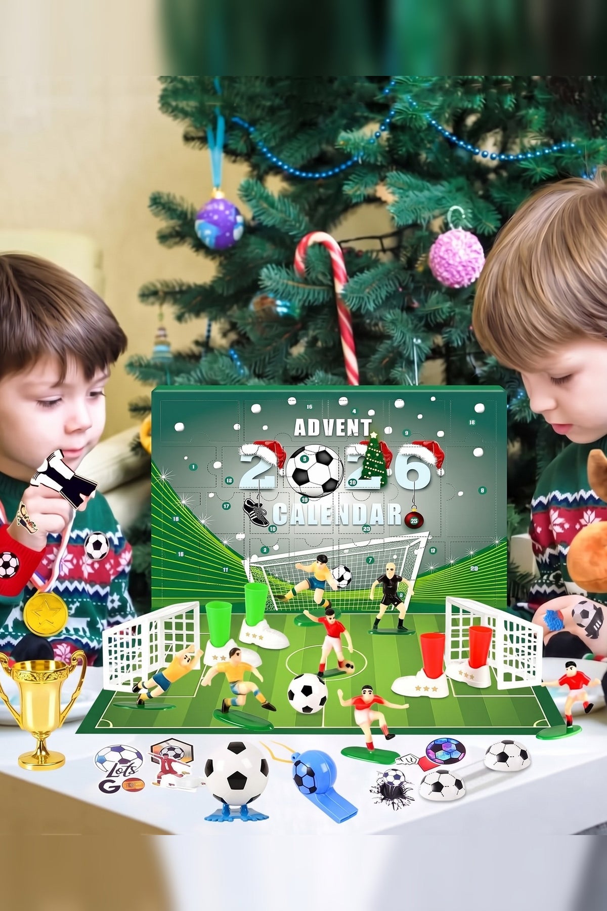Football Advent Calendar – 24 accessories and a fold-out pitch
