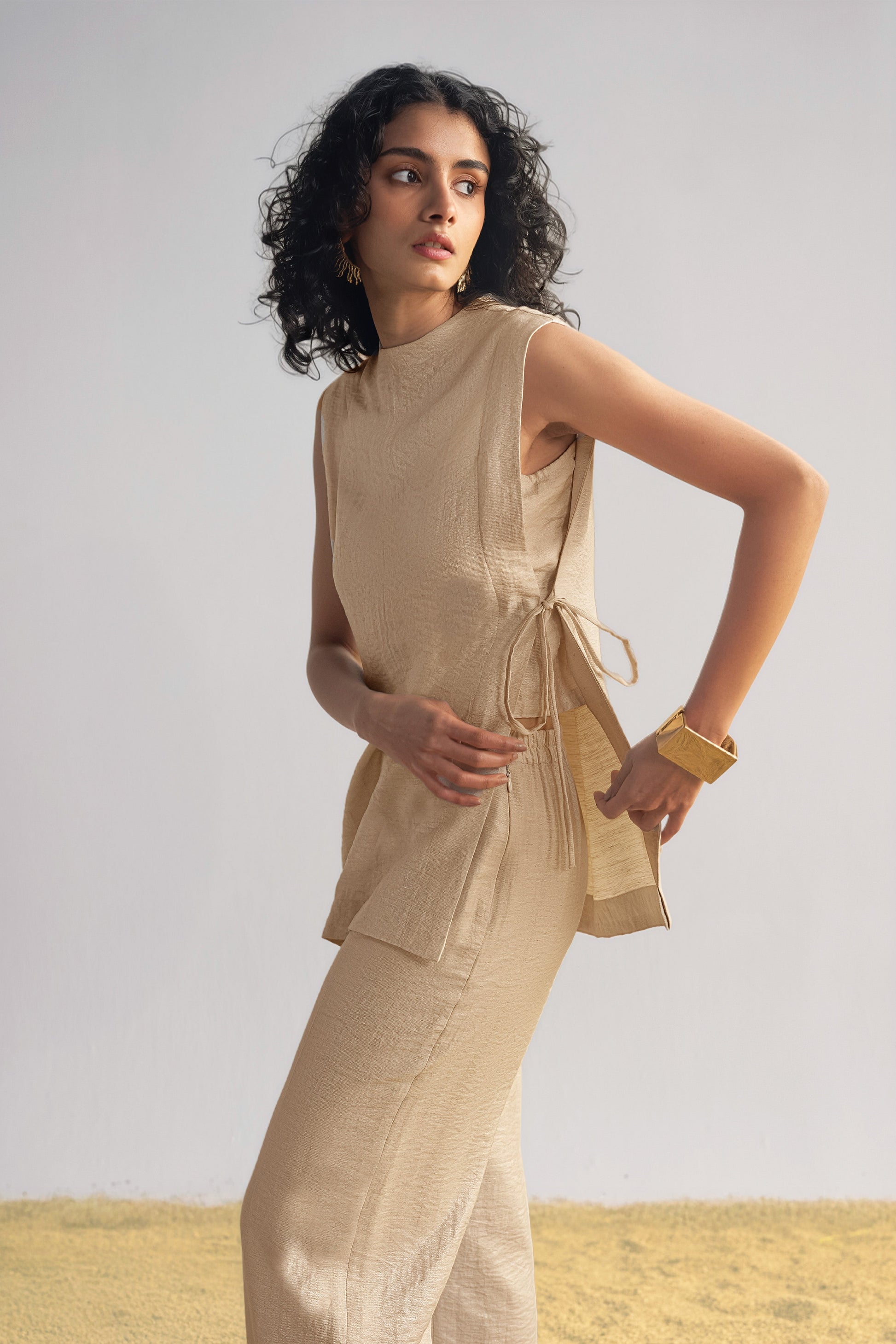 Alora Women's Outfit Silk-Linen Set – Breathable Comfort for Any Occasion 5