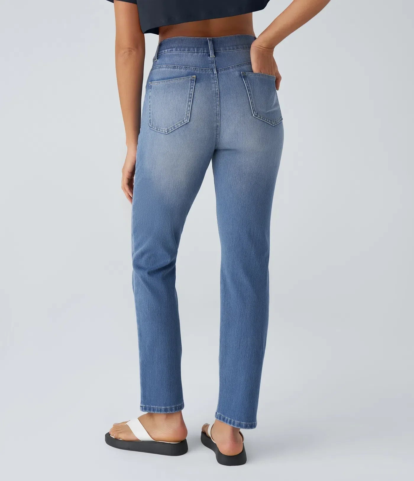 Jeans Women - Straight Cut Everyday Jeans with High Waist