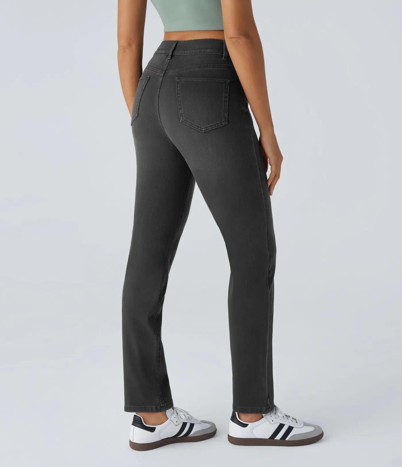 Jeans Women - Straight Cut Everyday Jeans with High Waist