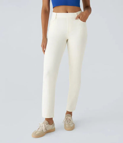 Jeans Women - Straight Cut Everyday Jeans with High Waist