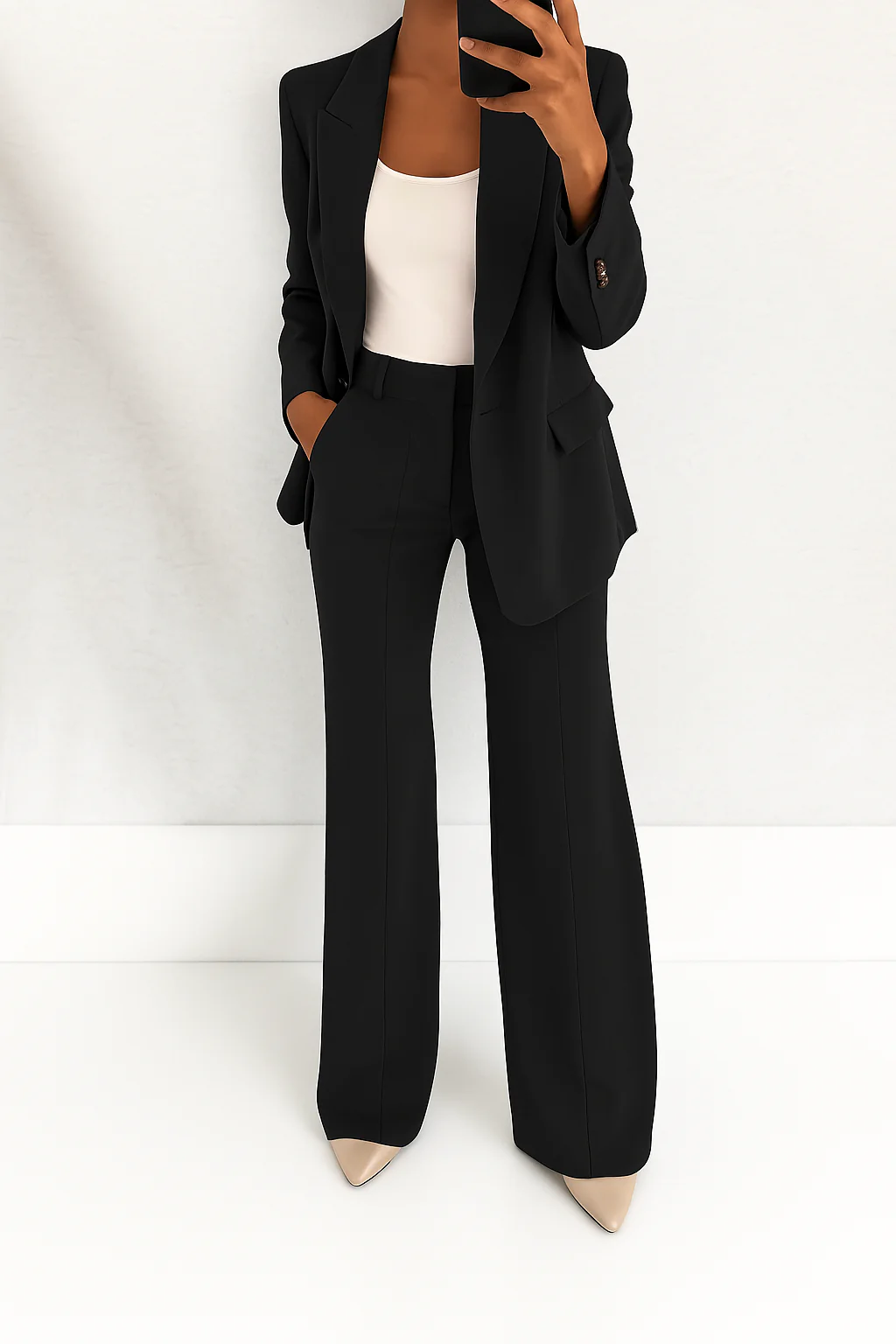 Jora Women's Suit – Tailored Two-Piece Elegance for Versatile Wear 5