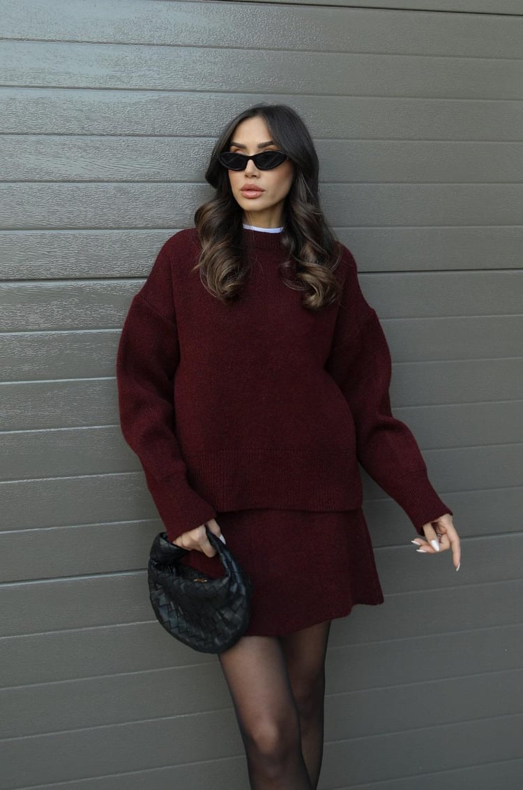 Kira Women's Cozy Sweater and Skirt Set – Elegant Warmth for Any Occasion 3