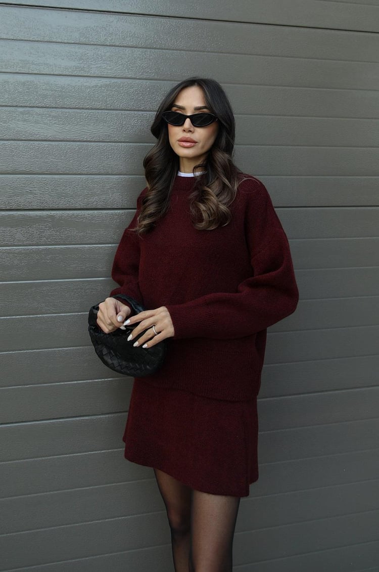 Kira Women's Cozy Sweater and Skirt Set – Elegant Warmth for Any Occasion 4