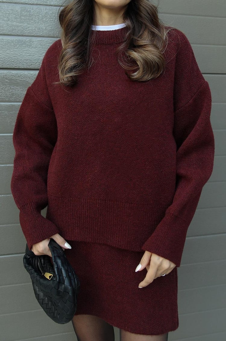 Kira Women's Cozy Sweater and Skirt Set – Elegant Warmth for Any Occasion 5
