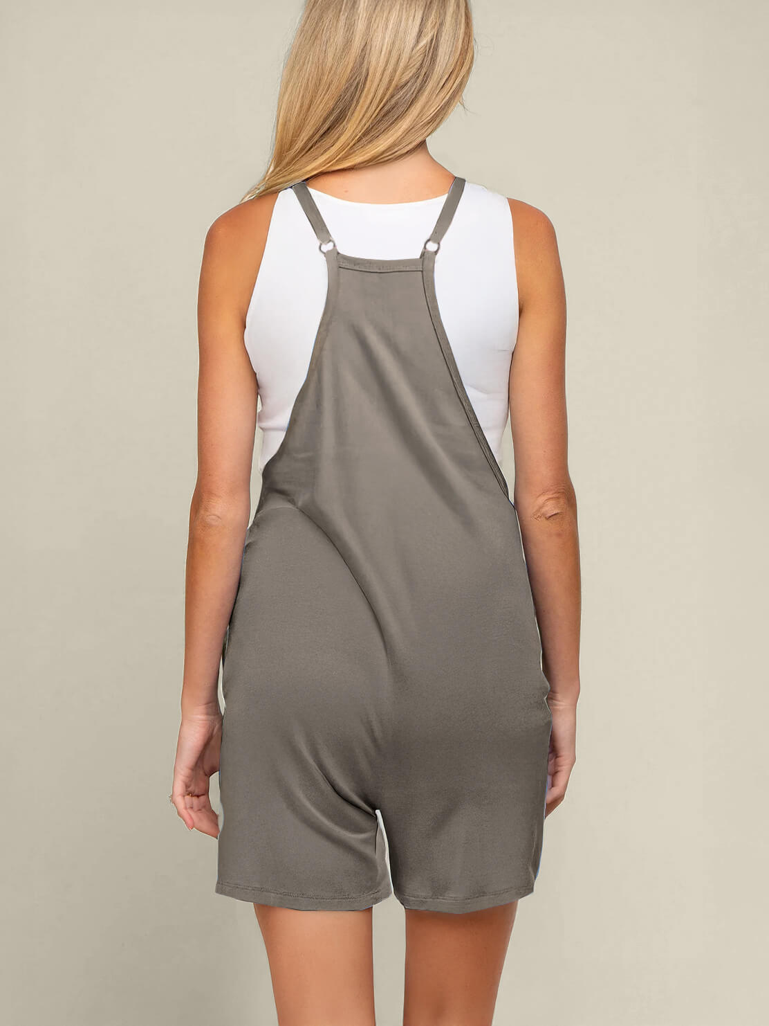 Liora Maternity Jumpsuit Shorts – Oversized Comfort for Pregnancy 6