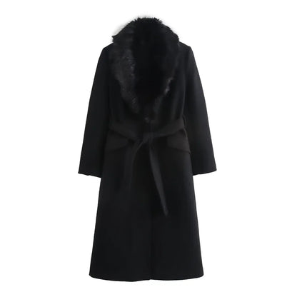Liora Women's Fur Collar Coat – Stylish Warmth with Functional Pockets 1