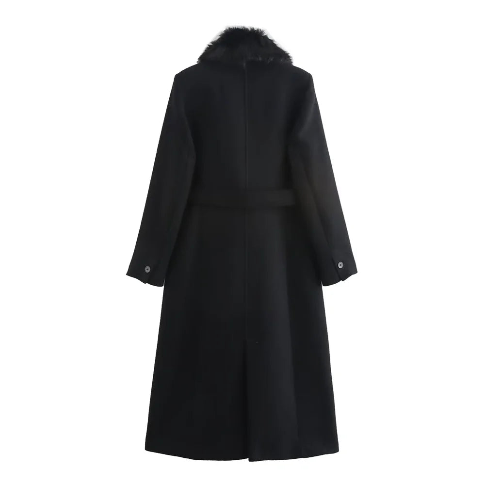 Liora Women's Fur Collar Coat – Stylish Warmth with Functional Pockets 2