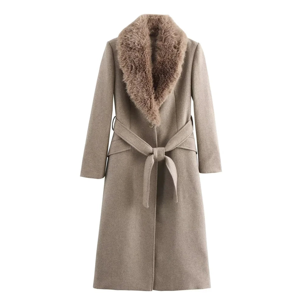 Liora Women's Fur Collar Coat – Stylish Warmth with Functional Pockets 6