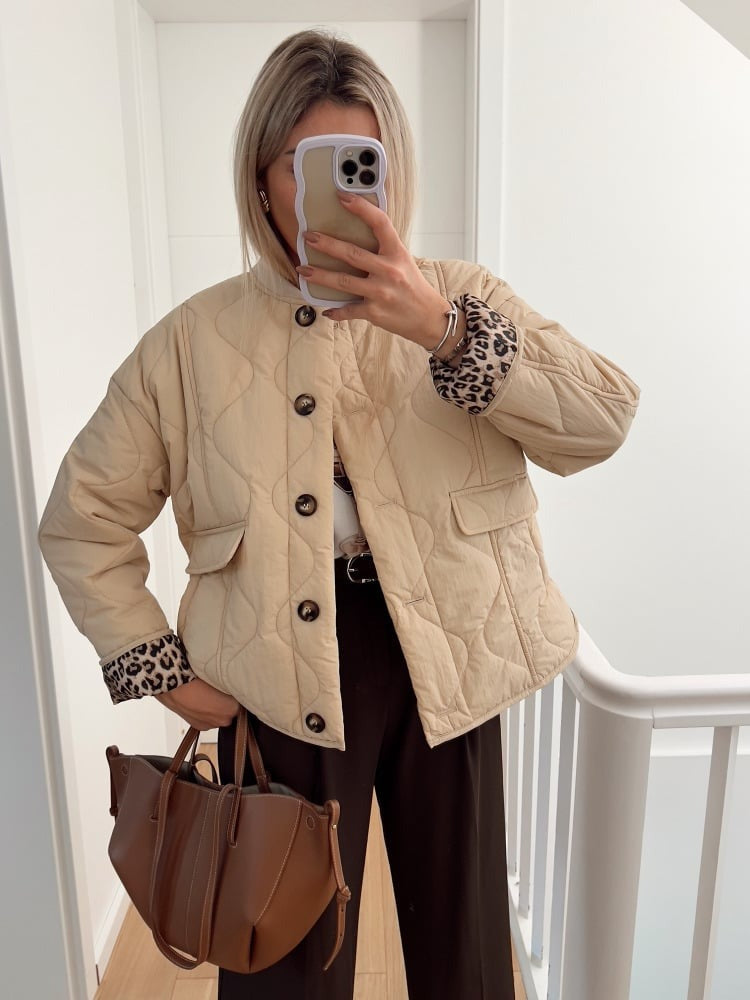 Liora Women's Jacket Outerwear – Chic Leopard Lining for Versatile Style 2