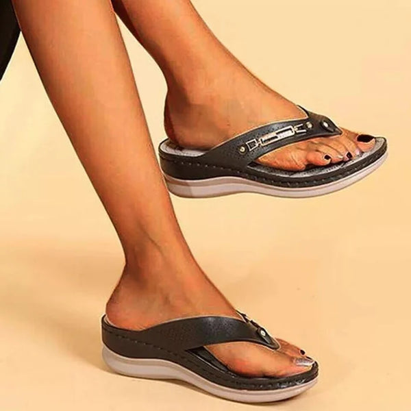 Liora Women's Orthopedic Flip Flops – Stylish Arch Support for Summer Comfort 3