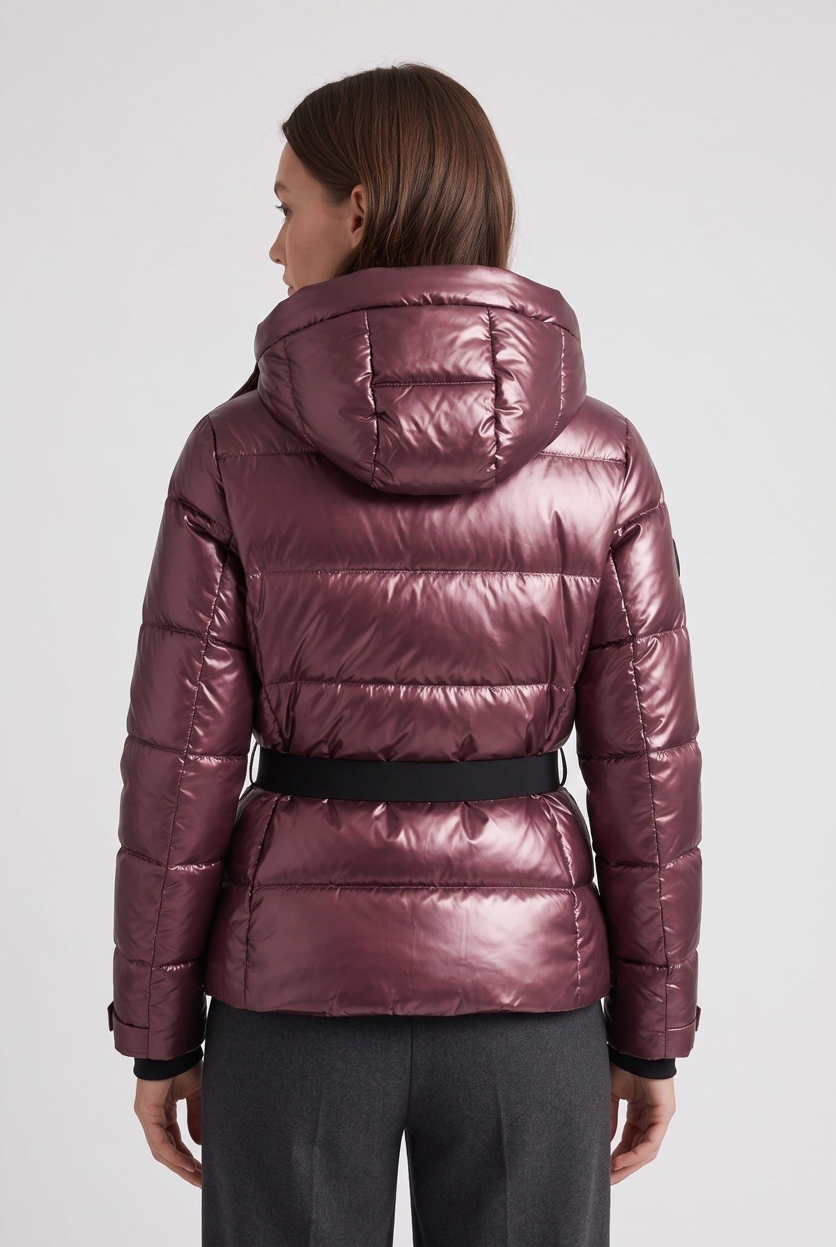 Liora Women's Ski Puffer Jacket – Fitted Design with Removable Belt for Warmth 1