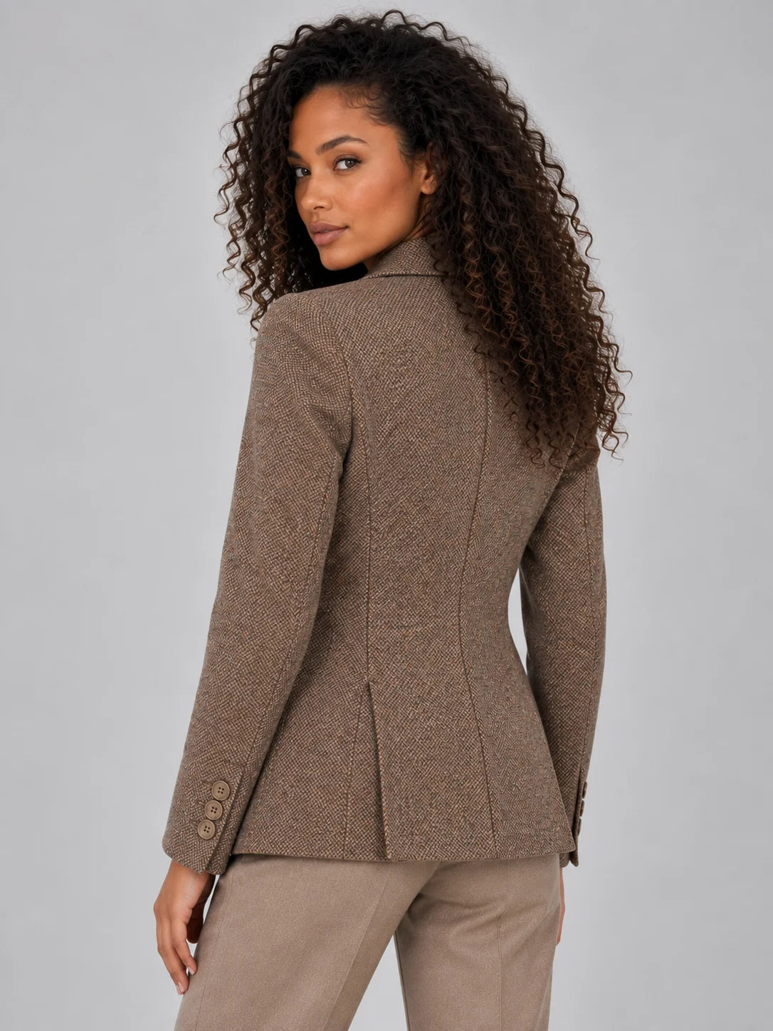 Liora Women's Tailored Blazer – Structured Wool Blend for Smart Casual Elegance 1