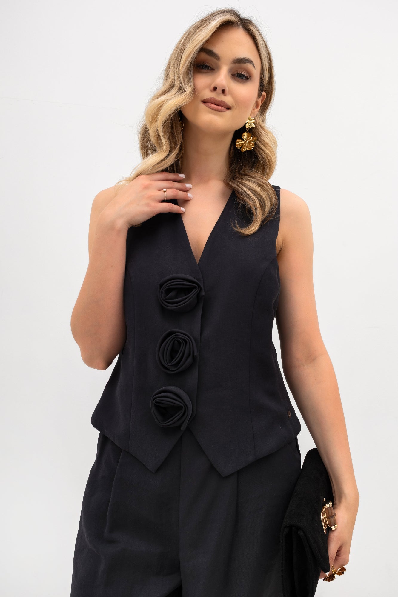 Luna Women's Floral Button Vest – Adjustable Fit for Any Occasion 6