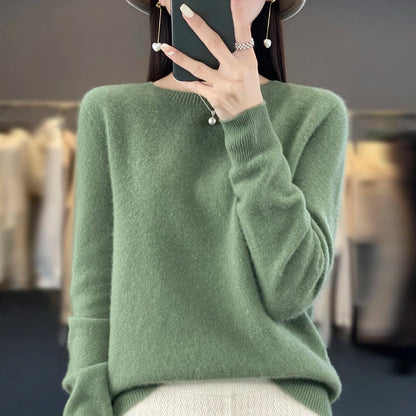 Luxe Women's Cashmere Sweater – Soft Comfort for Every Occasion 14