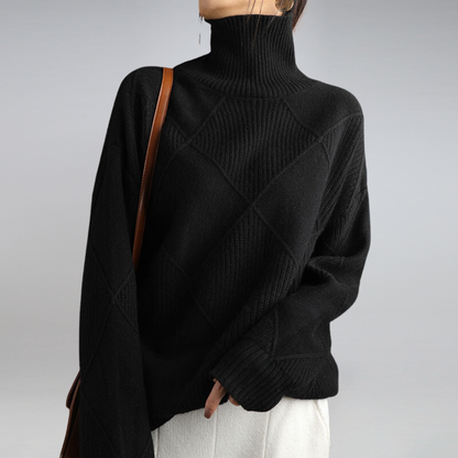 Luxe Women's Cashmere Sweater – Soft Turtleneck for Cozy Elegance 4