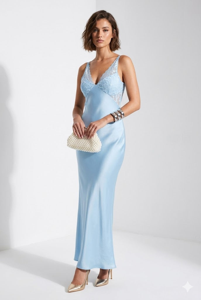 Luxe Women's Elegant Maxi Dress – Lace Detailing for Special Occasions 1