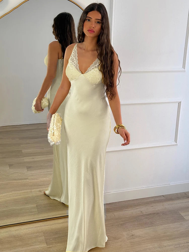 Luxe Women's Elegant Maxi Dress – Lace Detailing for Special Occasions 7