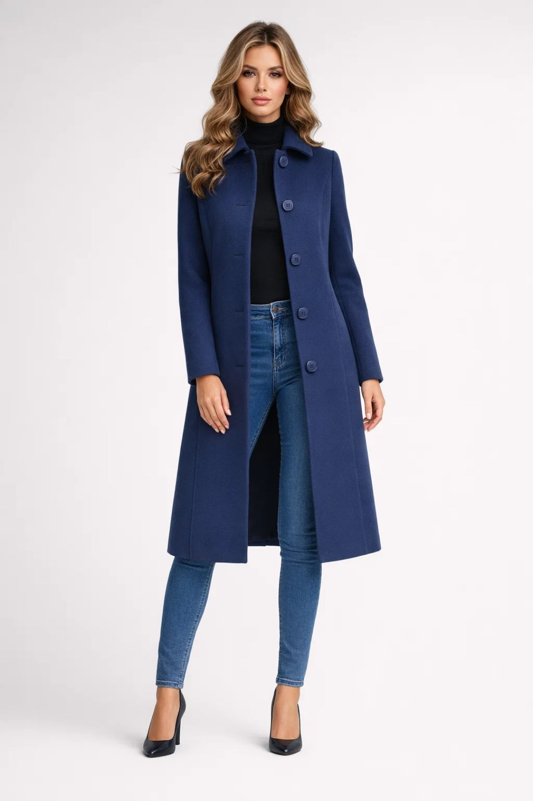 Luxe Women's Winter Jacket – Elegant Slim Fit for Versatile Style 3