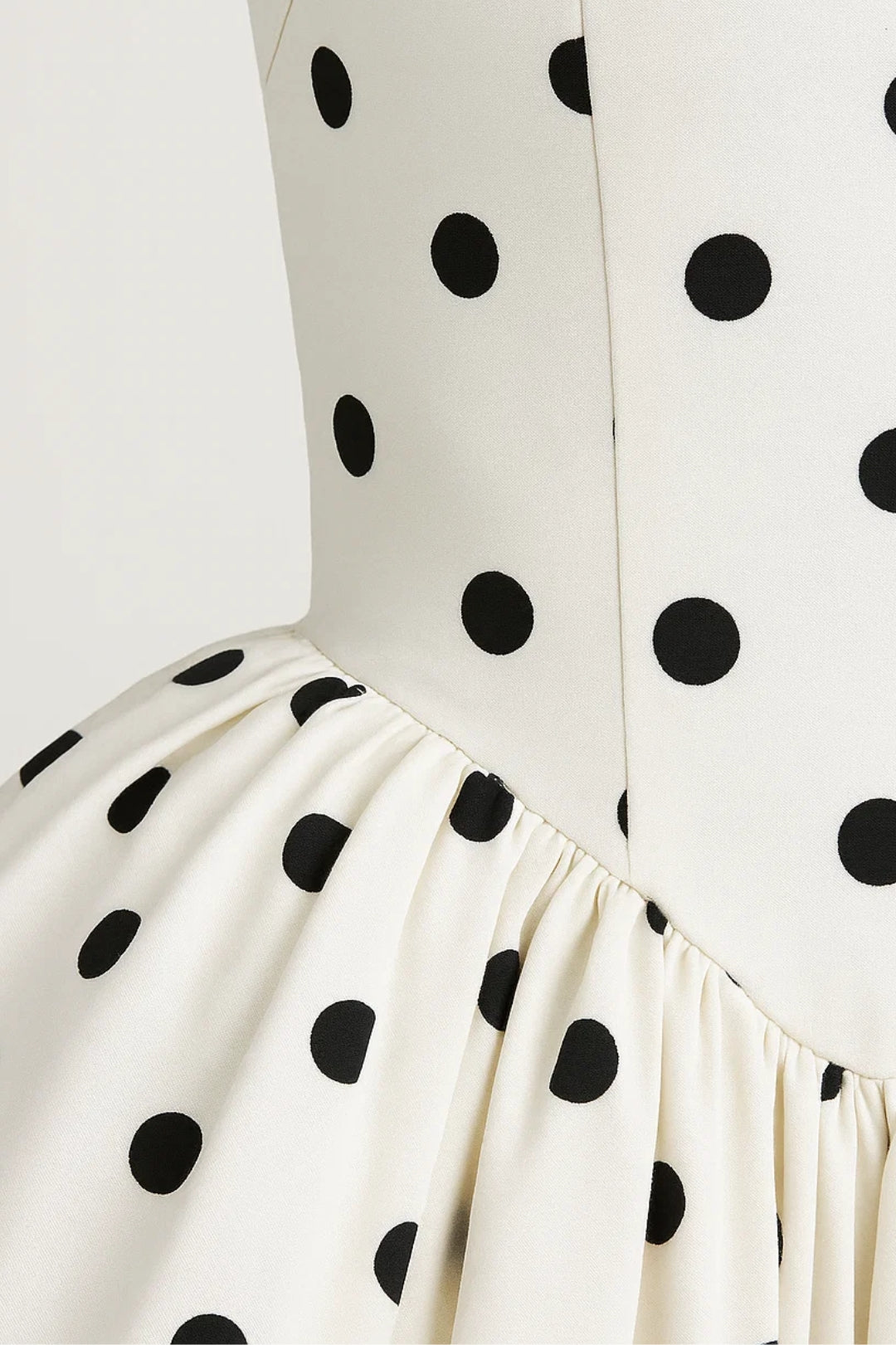 Mina Damen Minikleid – Verspielt mit Neckholder und Ballrock 3