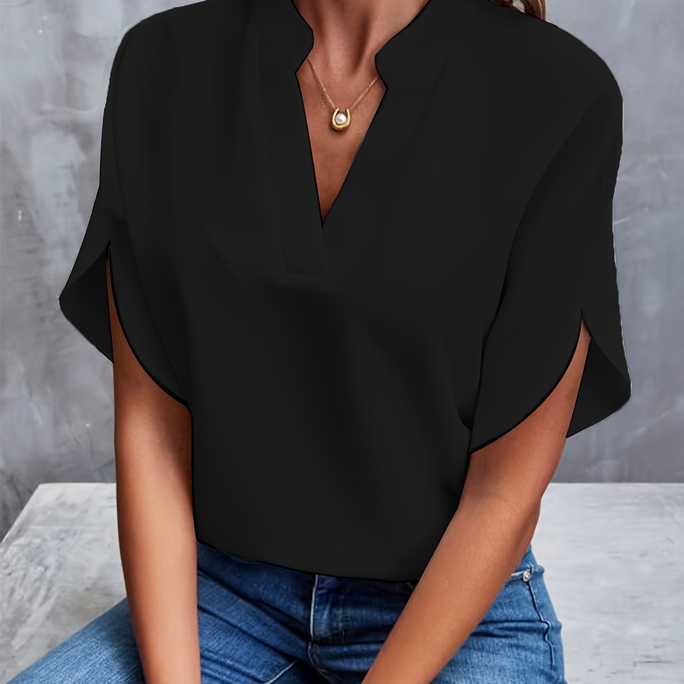Nora Women's Chic Blouse – Relaxed Fit V Neck for Effortless Style 3