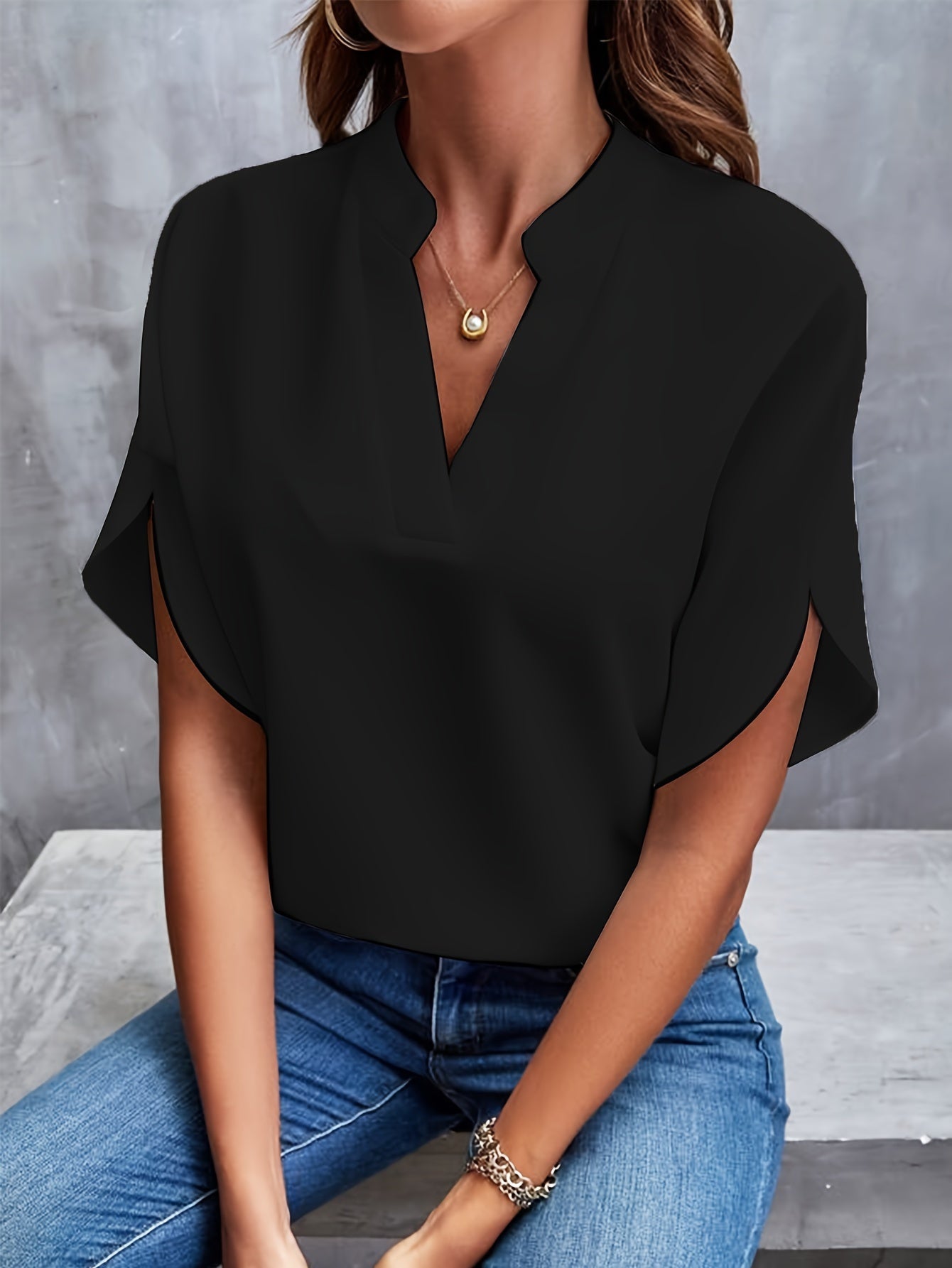 Nora Women's Chic Blouse – Relaxed Fit V Neck for Effortless Style 4