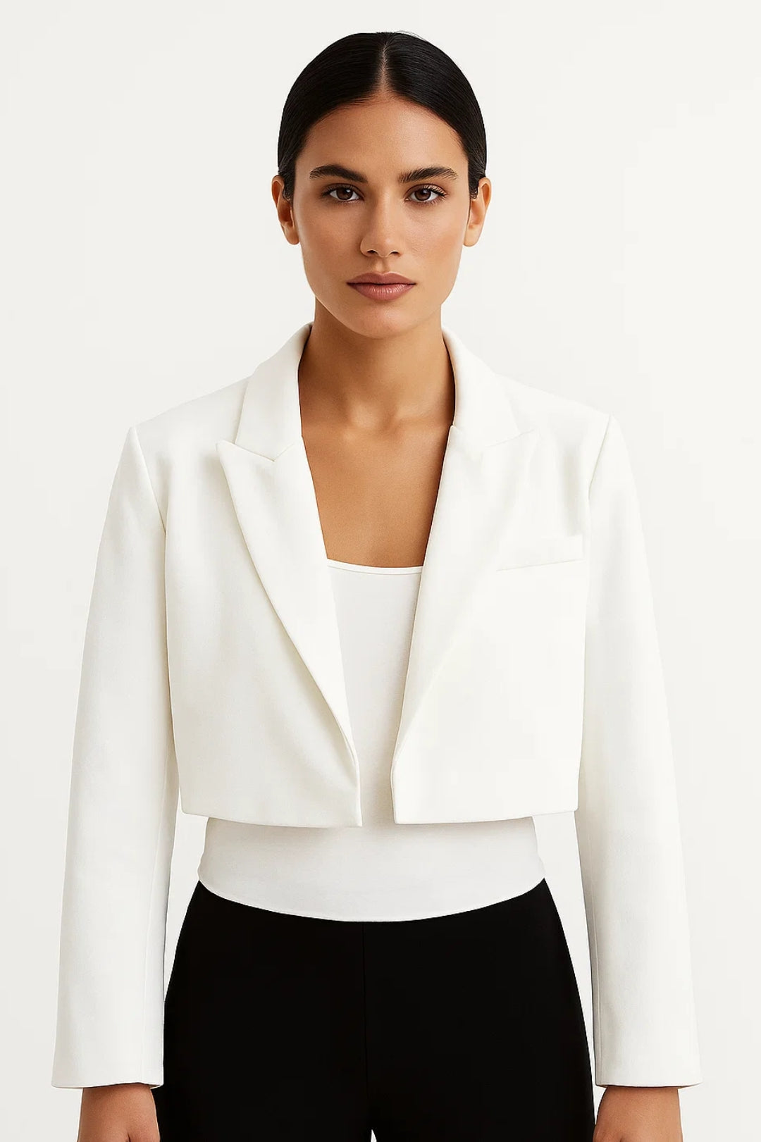 Nora Women's Cropped Blazer – Tailored Fit for Effortless Chic 4