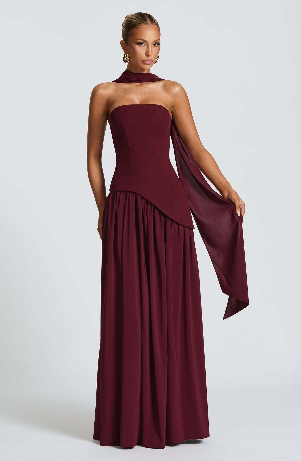 Nora Women's Elegant Maxi Dress – Flattering Design for All-Day Comfort 6