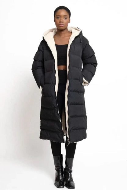 Nora Women's Elegant Reversible Jacket – Modern Style for All Occasions 1