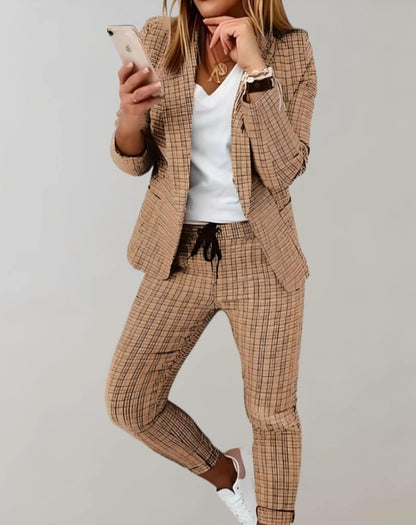 Nora Women's Suit Set – Tailored Jacket and Trousers for Office Elegance 6