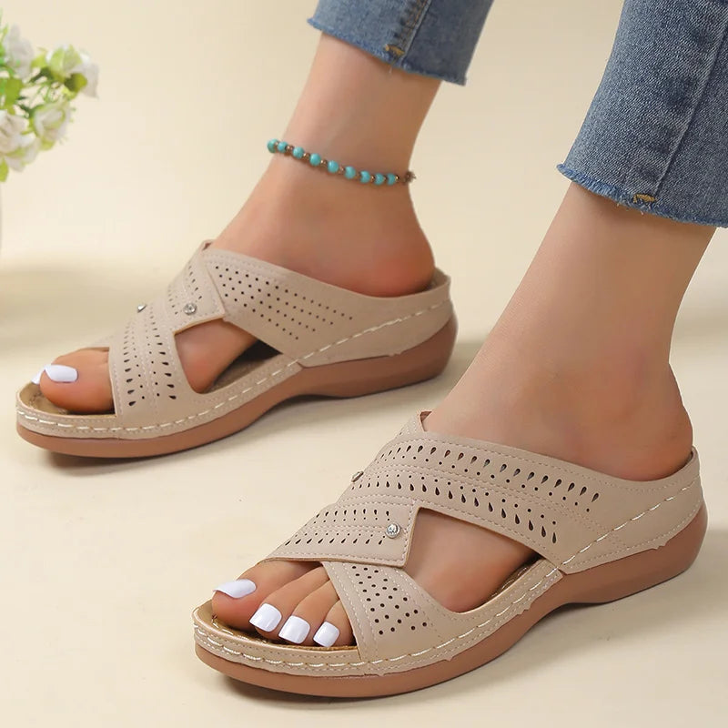 Sarela Women's Orthopedic Sandals – Breathable Support for Everyday Comfort 1