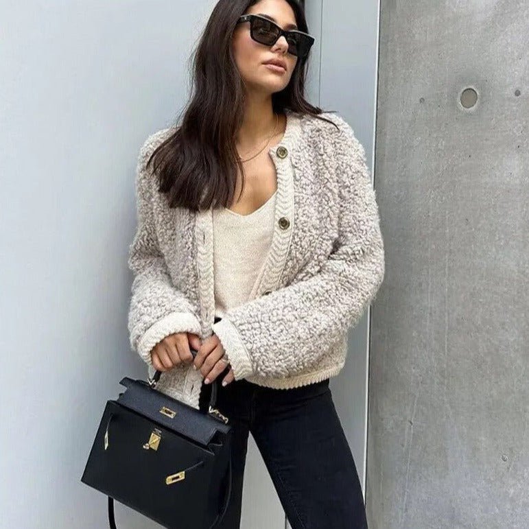 Sofia Gemütlicher Teddy-Cardigan – Weich und Vielseitig für Winterabende 1