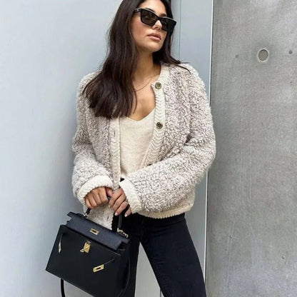 Sofia Gemütlicher Teddy-Cardigan – Weich und Vielseitig für Winterabende 1