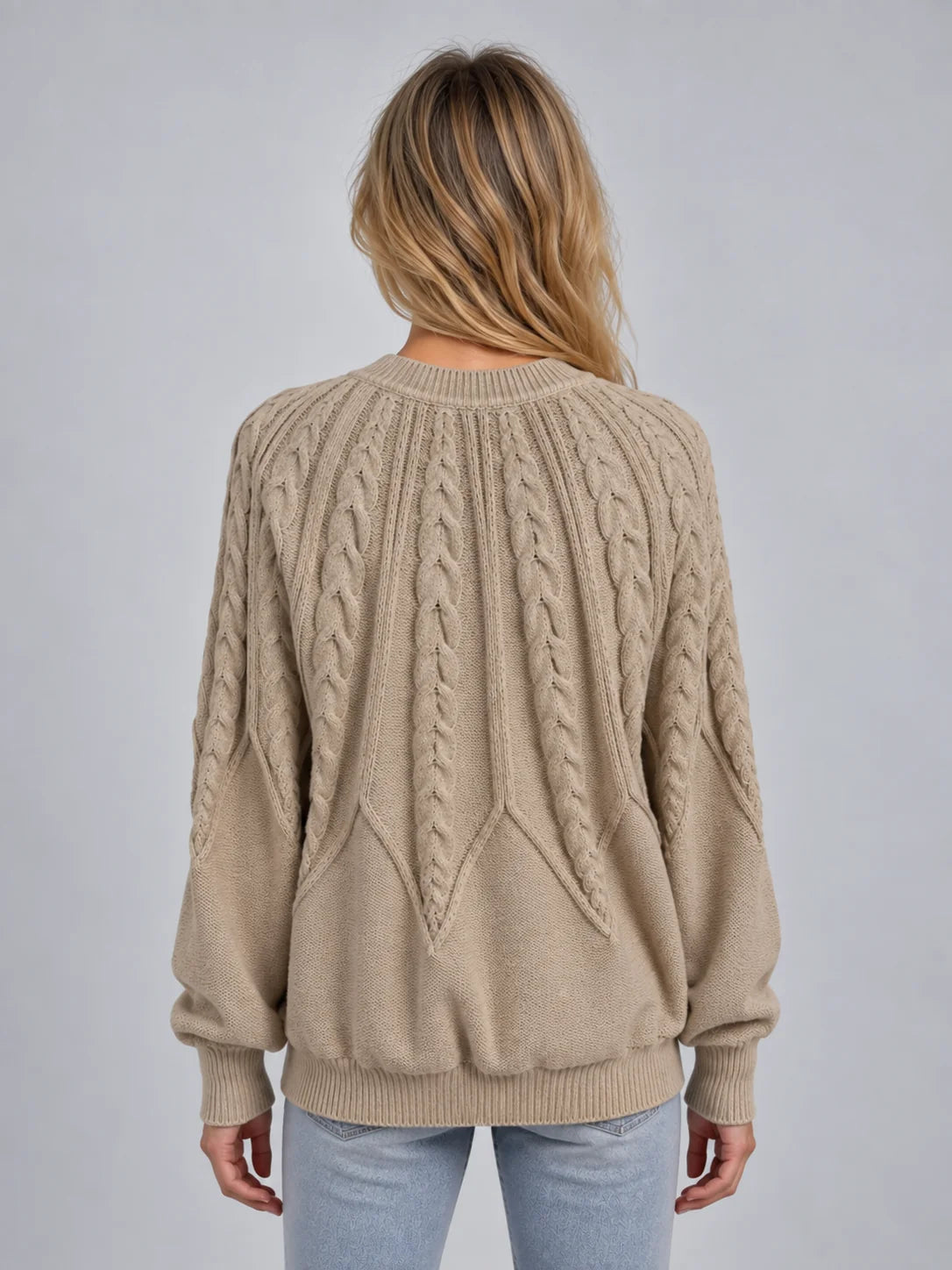 Women's Cable Knit Jumper – Cozy Classic For Everyday Elegance 1