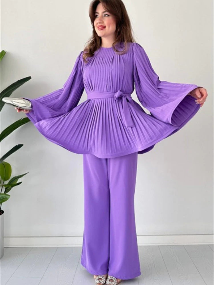 Zestful Elegance Women's Two-Piece Set – Stylish Flared Trousers & Chic Top 3