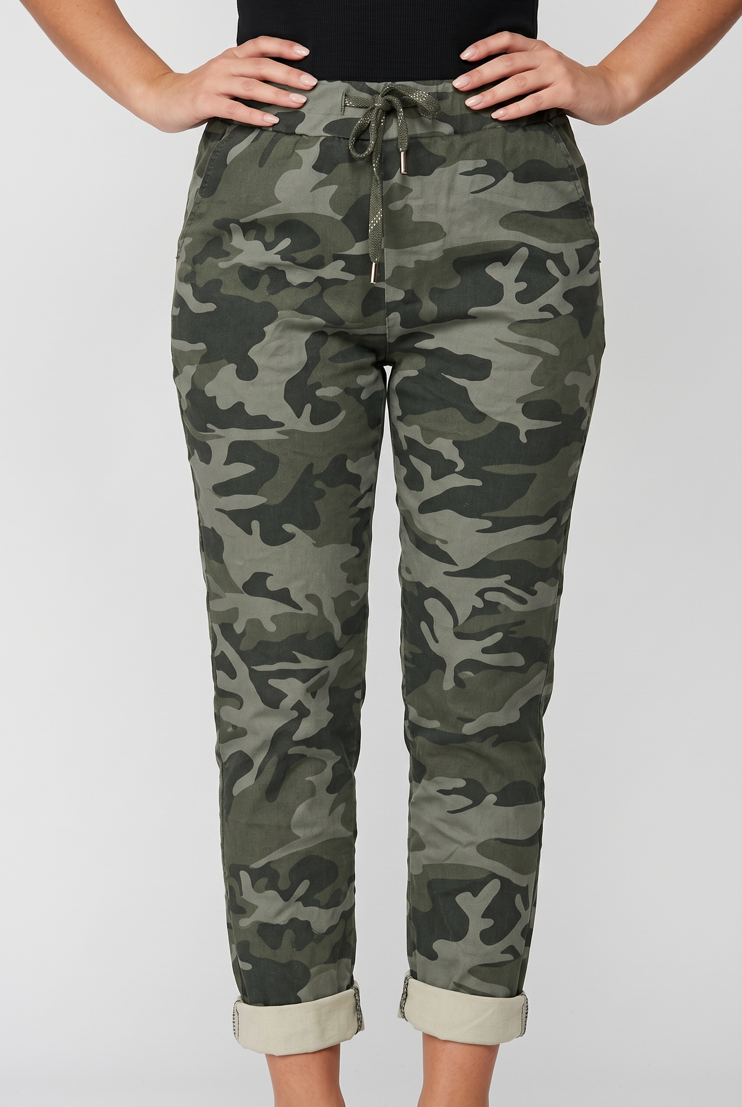 Zesty Women's Casual Pants – Trendy Camouflage Design for Everyday Comfort 1