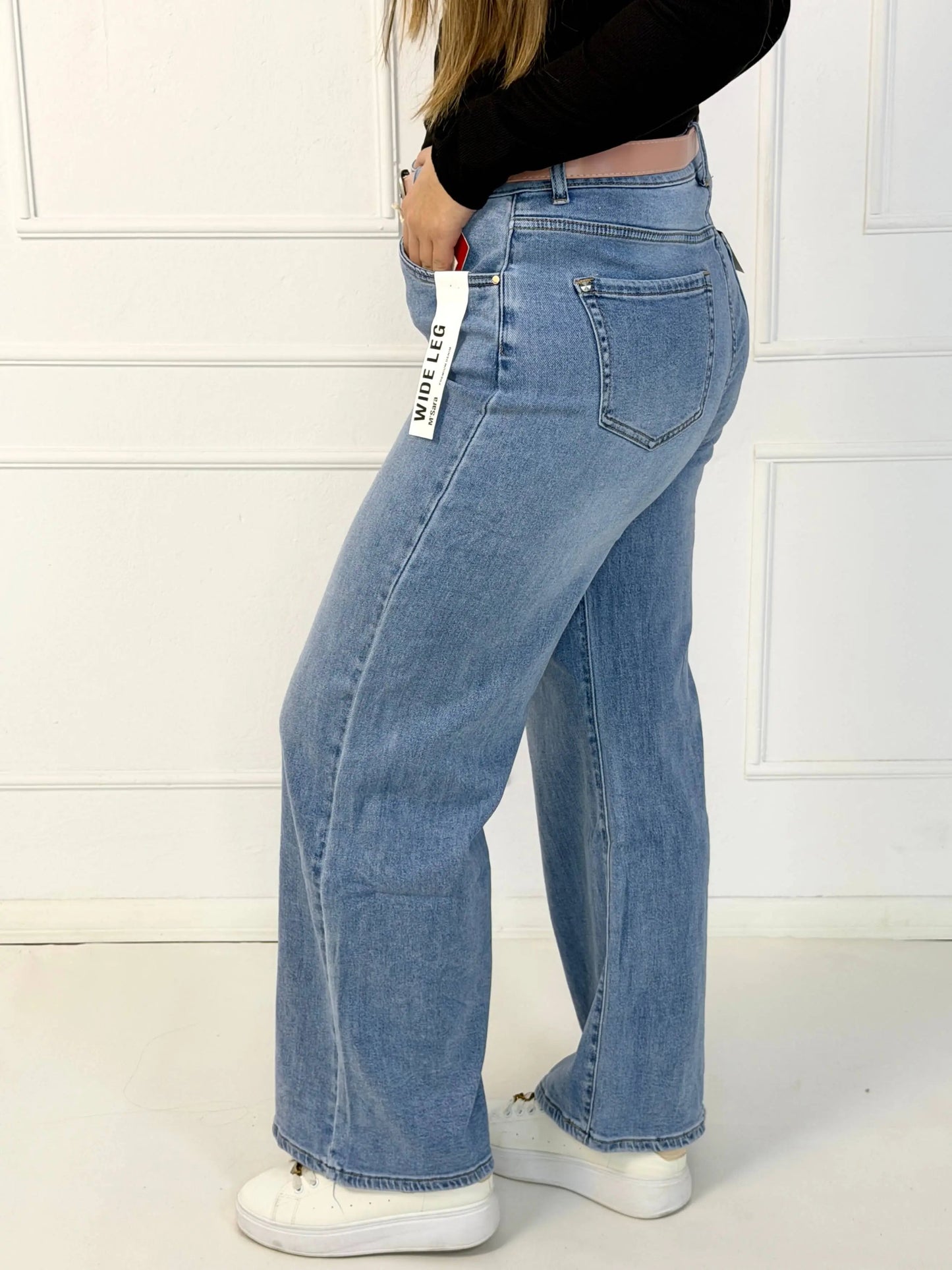 Zesty Women's Wide Leg Jeans – Flattering Fit for Effortless Style 3