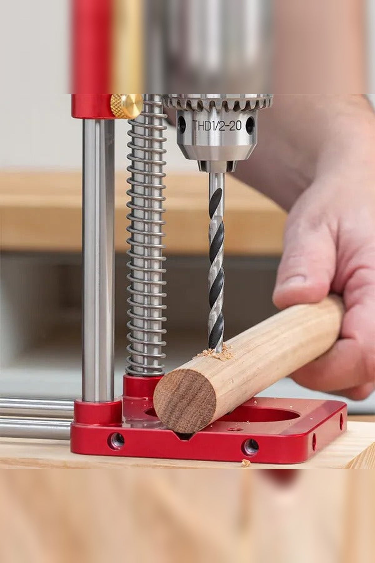 90-Degree Drill Guide – Keeps the Drill Bit Straight