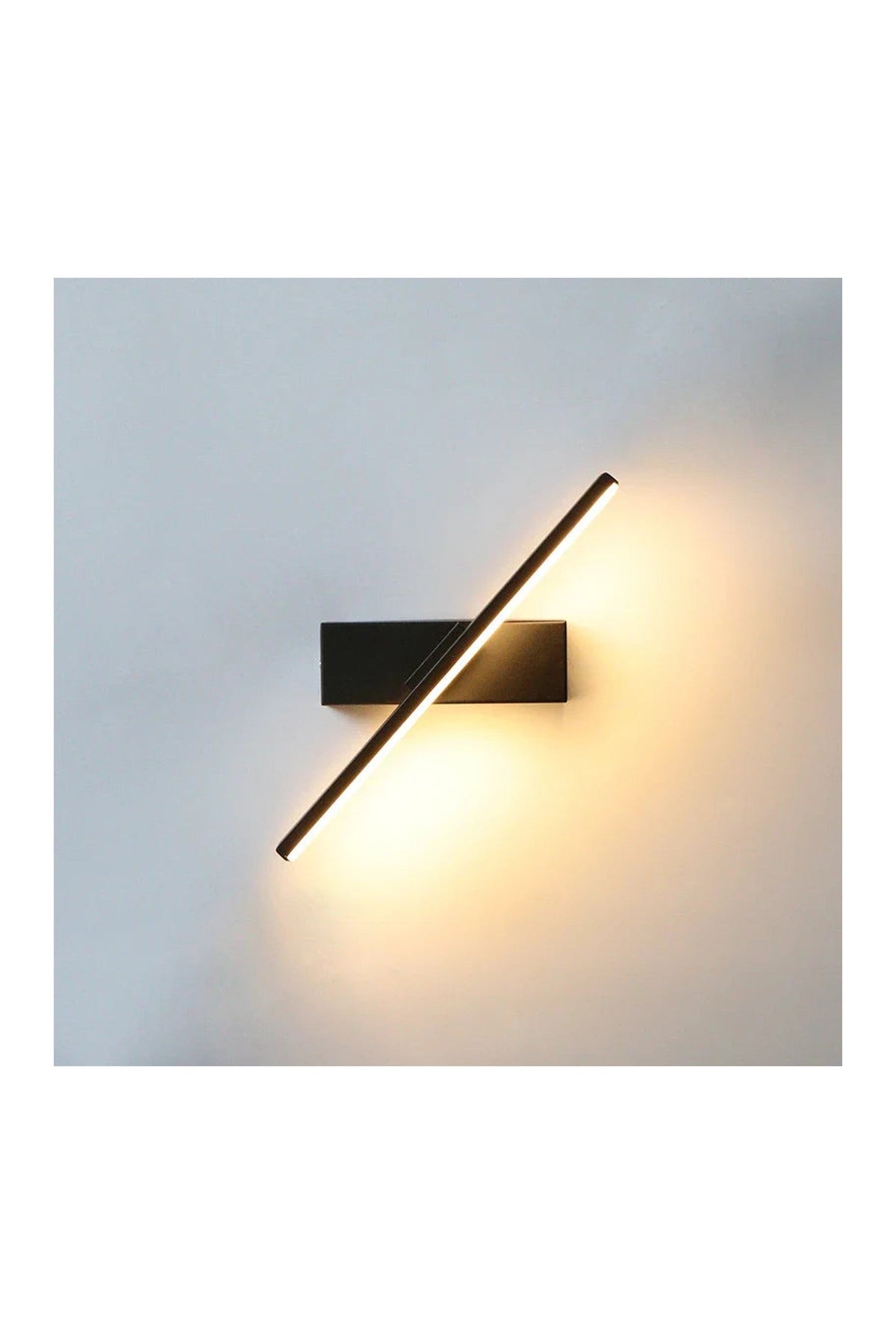 Adjustable Wall Light – 330° swivel head, three colour temperatures
