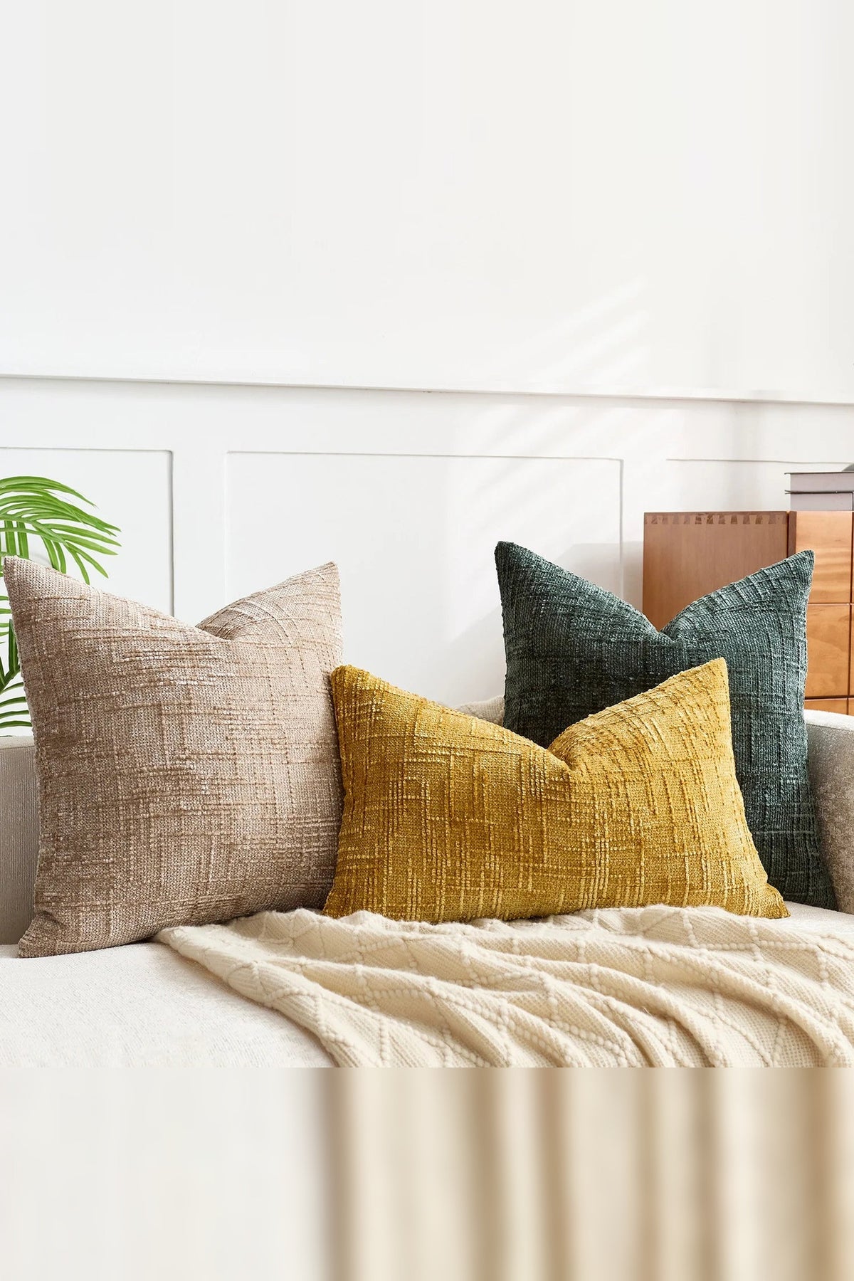 Chunky Chenille Cushion Cover – Japanese-Inspired Elegance