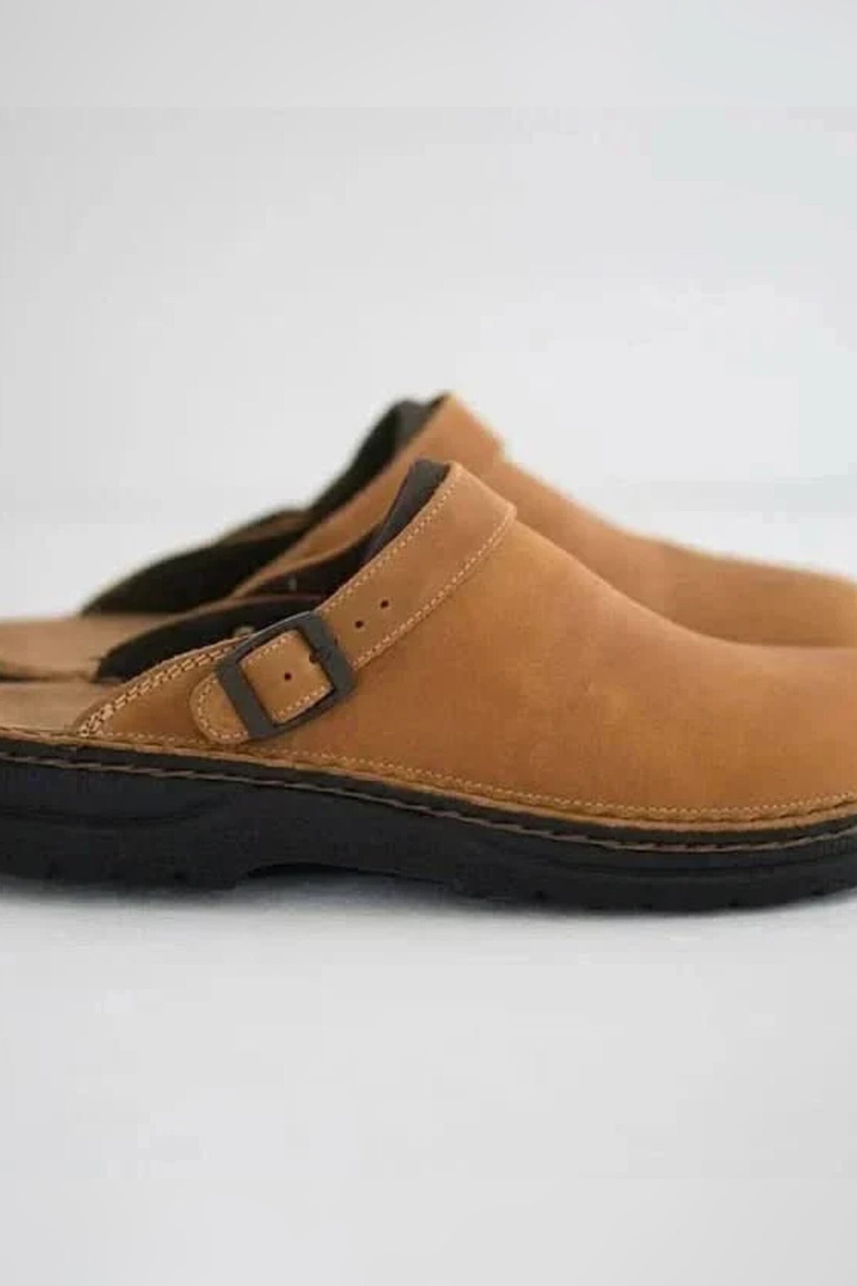 Clogs Women - Slip On Design with Soft Upper and Supportive Sole