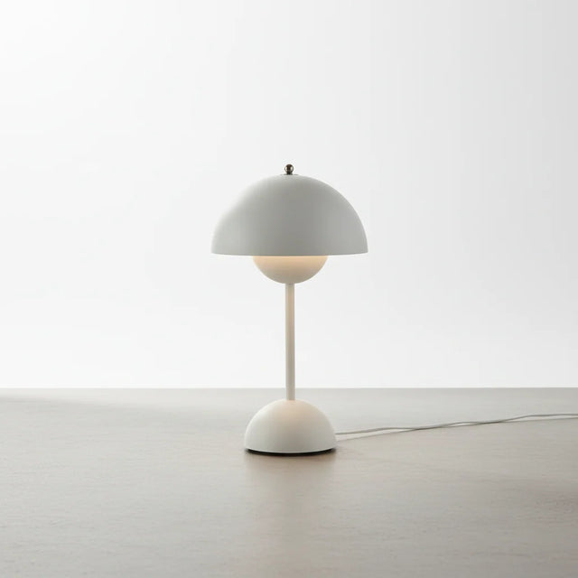 Hemisphere Table Lamp – rechargeable, dimmable, warm white light
